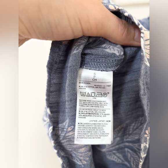 Old Navy Blue Floral Flowy Swing Bow Tie Back Crop Boxy Blouse Top - Picture 3 of 7